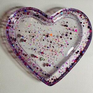 Hand Crafted Resin Heart-Shaped Glitter Trinket Dish